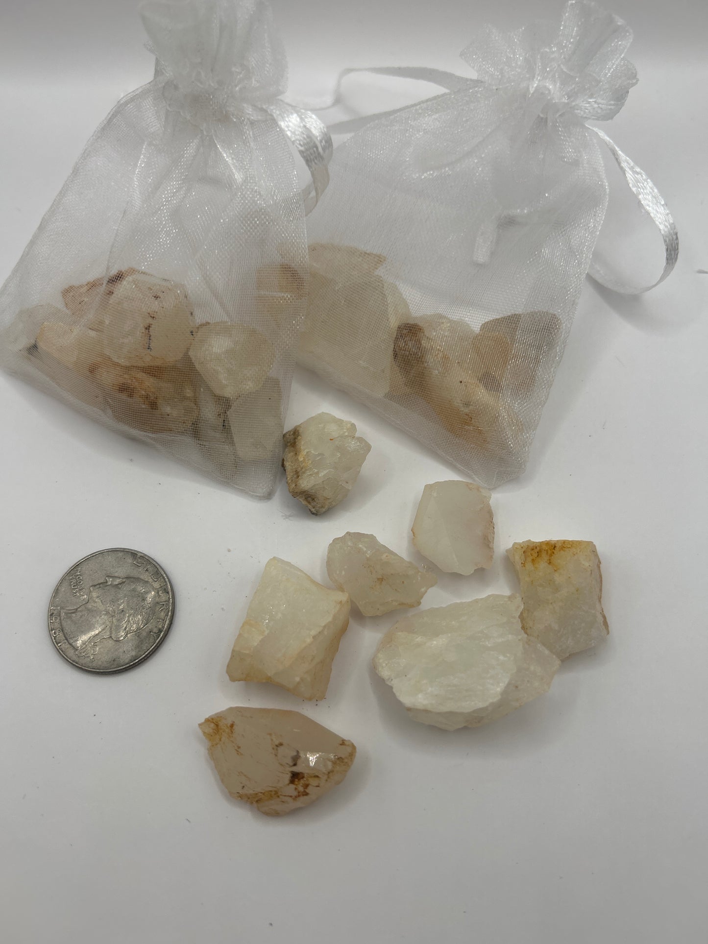 Small crystal confetti